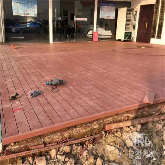 吉林塑木地板厂家浅谈：吉林木塑地板小常识